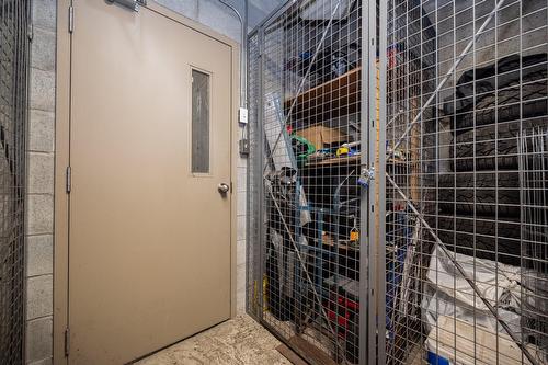 Rangement - 602-480 Boul. Galland, Dorval, QC - Indoor