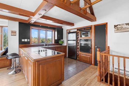 Kitchen - 259 Boul. Jacques-Cartier, Shannon, QC - Indoor Photo Showing Other Room