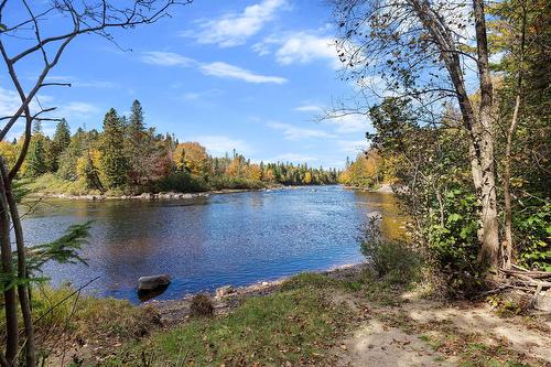 Access to a body of water - 259 Boul. Jacques-Cartier, Shannon, QC - Outdoor With Body Of Water With View