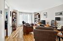 Salon - 6915 Av. Pierre-De Coubertin, Montréal (Mercier/Hochelaga-Maisonneuve), QC  - Indoor Photo Showing Living Room 