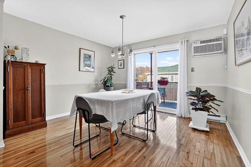 Salle à manger - 6915 Av. Pierre-De Coubertin, Montréal (Mercier/Hochelaga-Maisonneuve), QC - Indoor Photo Showing Dining Room