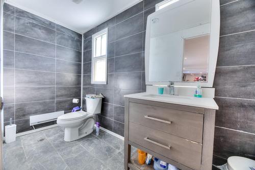 Salle de bains - 20 Mtée Lasaline, Saint-Constant, QC - Indoor Photo Showing Bathroom