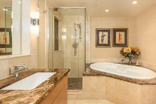 Ensuite bathroom - 7N-1650 Rue Sherbrooke O., Montréal (Ville-Marie), QC - Indoor Photo Showing Bathroom