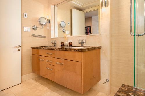 Ensuite bathroom - 7N-1650 Rue Sherbrooke O., Montréal (Ville-Marie), QC - Indoor Photo Showing Bathroom