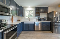 104 Dorothy Lane  View Royal, BC V9B 6B5