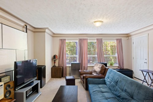 4101 Gordon Head Rd, Saanich, BC 