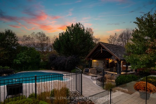 193398 Amaranth East Luther Townline, East Luther Grand Valley, ON - Outdoor With In Ground Pool