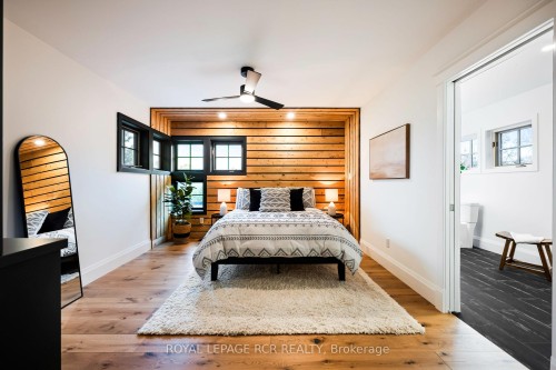 193398 Amaranth East Luther Townline, East Luther Grand Valley, ON - Indoor Photo Showing Bedroom