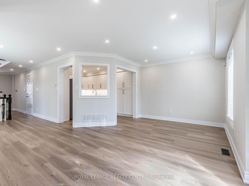 62-455 Apache Court, Mississauga, ON - Indoor Photo Showing Other Room