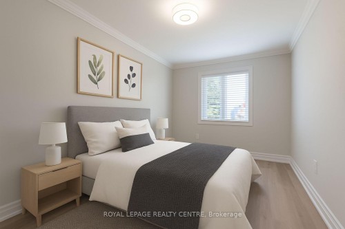 62-455 Apache Court, Mississauga, ON - Indoor Photo Showing Bedroom