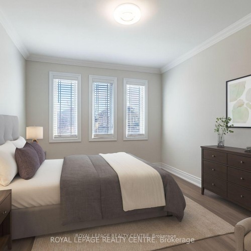 62-455 Apache Court, Mississauga, ON - Indoor Photo Showing Bedroom