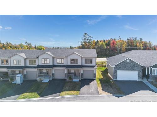 2 Huntingdon Ci, Fredericton, NB 