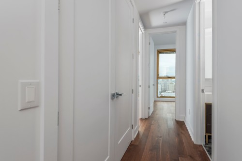 Corridor - 2202-2060 Rue Peel, Montréal (Ville-Marie), QC - Indoor Photo Showing Other Room