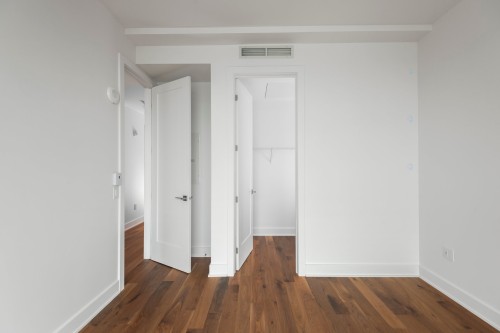 Penderie (Walk-in) - 2202-2060 Rue Peel, Montréal (Ville-Marie), QC - Indoor Photo Showing Other Room