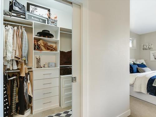 5-1349 Rocky Point Drive, Kelowna, BC - Indoor With Storage