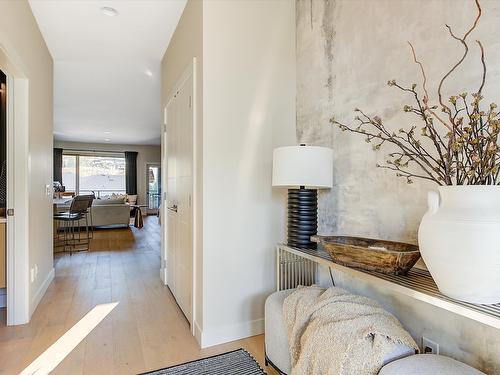 5-1349 Rocky Point Drive, Kelowna, BC - Indoor Photo Showing Other Room