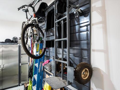 5-1349 Rocky Point Drive, Kelowna, BC - Indoor