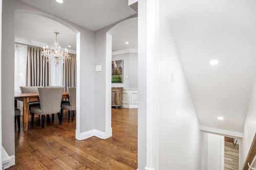 Hall - 801 Ch. Caledonia, Mont-Royal, QC - Indoor