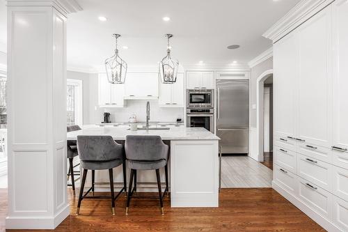 Kitchen - 801 Ch. Caledonia, Mont-Royal, QC - Indoor Photo Showing Kitchen With Double Sink With Upgraded Kitchen