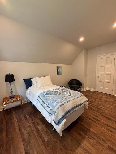 Other - 801 Ch. Caledonia, Mont-Royal, QC - Indoor Photo Showing Bedroom