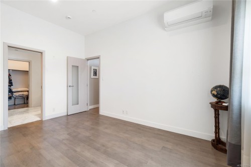 403-10 Chapel St, Nanaimo, BC - Indoor Photo Showing Other Room