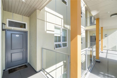 403-10 Chapel St, Nanaimo, BC - Outdoor With Balcony With Exterior