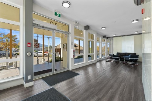 403-10 Chapel St, Nanaimo, BC - Indoor Photo Showing Gym Room