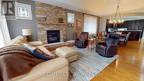 176 Solera Circle, Ottawa, ON - Indoor Photo Showing Living Room With Fireplace