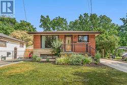 323 HIXON ROAD  Hamilton, ON L8K 2C8