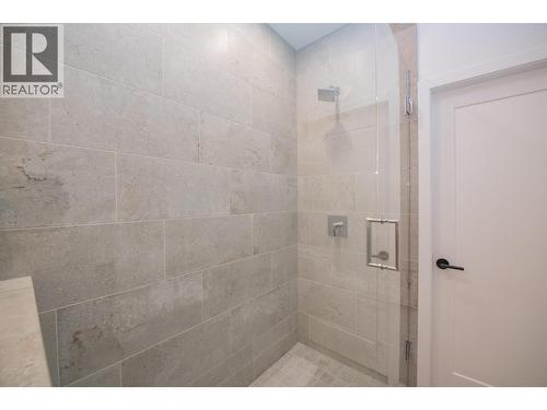 Master shower - 105 Predator Ridge Drive Unit# 4, Vernon, BC - Indoor Photo Showing Bathroom