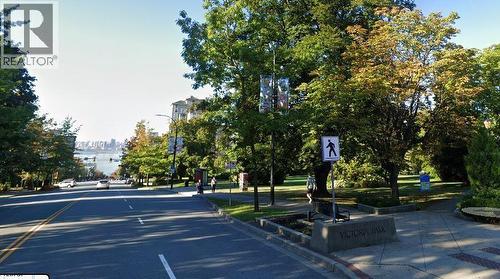 751 Lonsdale Avenue, North Vancouver, BC 