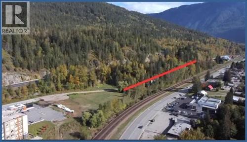 1640 Bend Frontage Road, Revelstoke, BC 
