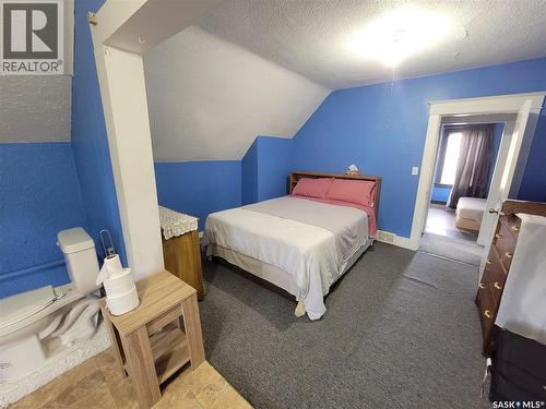 406 1St Street E, Wilkie, SK - Indoor Photo Showing Bedroom