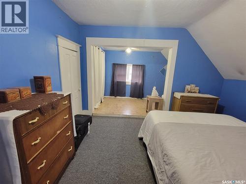 406 1St Street E, Wilkie, SK - Indoor Photo Showing Bedroom