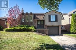 45 AMBERWOOD STREET  Hamilton (Stoney Creek Mountain), ON L8J 1J1