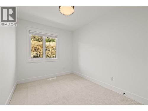 Third bedroom - 2835 Canyon Crest Drive Unit# 17, West Kelowna, BC - Indoor Photo Showing Other Room