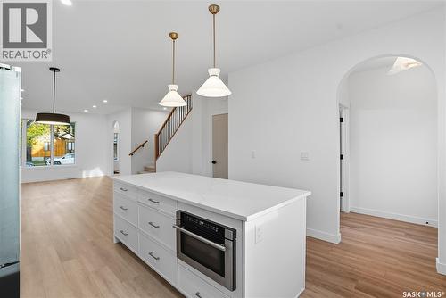 819 6Th Avenue N, Saskatoon, SK - Indoor