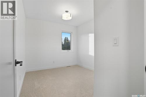 819 6Th Avenue N, Saskatoon, SK - Indoor Photo Showing Other Room