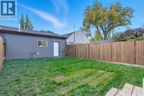 819 6Th Avenue N, Saskatoon, SK - Outdoor