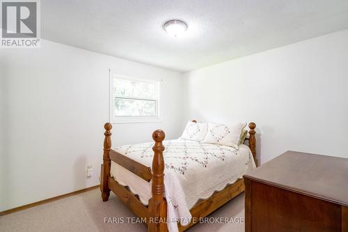 13 Jardine Crescent, Clearview, ON - Indoor Photo Showing Bedroom
