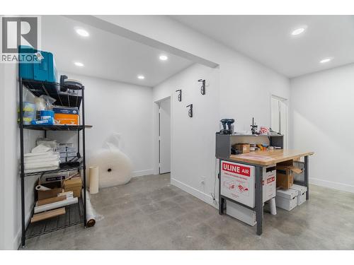 9030 Oak Street, Vancouver, BC 