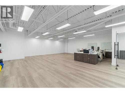 9030 Oak Street, Vancouver, BC 