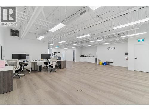 9030 Oak Street, Vancouver, BC 