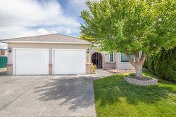 1495 Nelson Place  Kelowna, BC V1Y 9H5