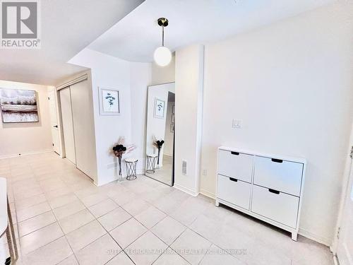 14 Mcgrath Avenue, Richmond Hill, ON - Indoor Photo Showing Other Room