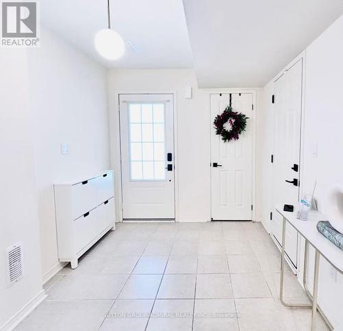 14 Mcgrath Avenue, Richmond Hill, ON - Indoor Photo Showing Other Room