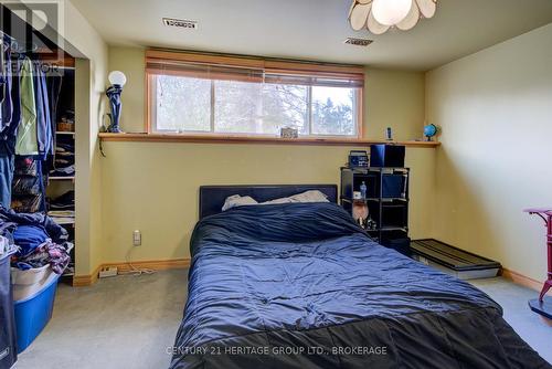 1125 Westbrook Road, Kingston (North Of Taylor-Kidd Blvd), ON - Indoor Photo Showing Bedroom