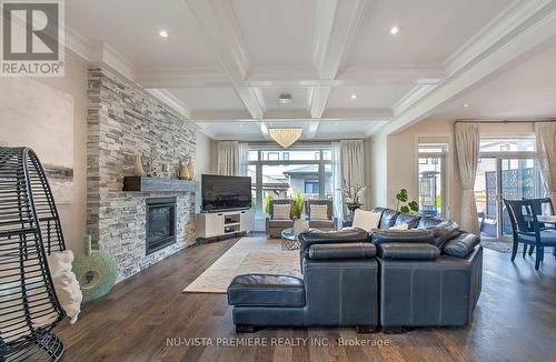 1795 Brayford Avenue, London South (South K), ON - Indoor Photo Showing Living Room With Fireplace