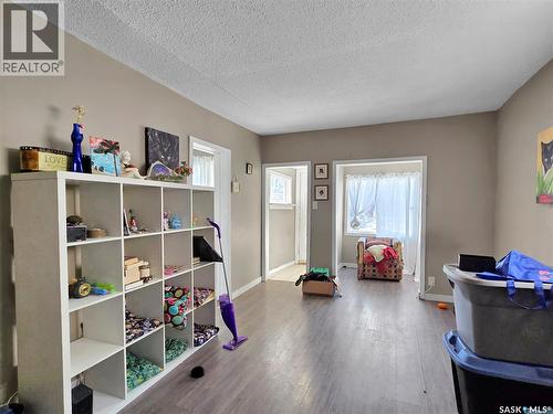 312 E Avenue S, Saskatoon, SK - Indoor