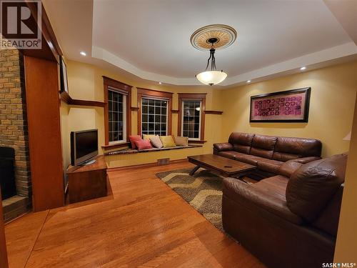 560 4Th Avenue E, Unity, SK - Indoor With Fireplace